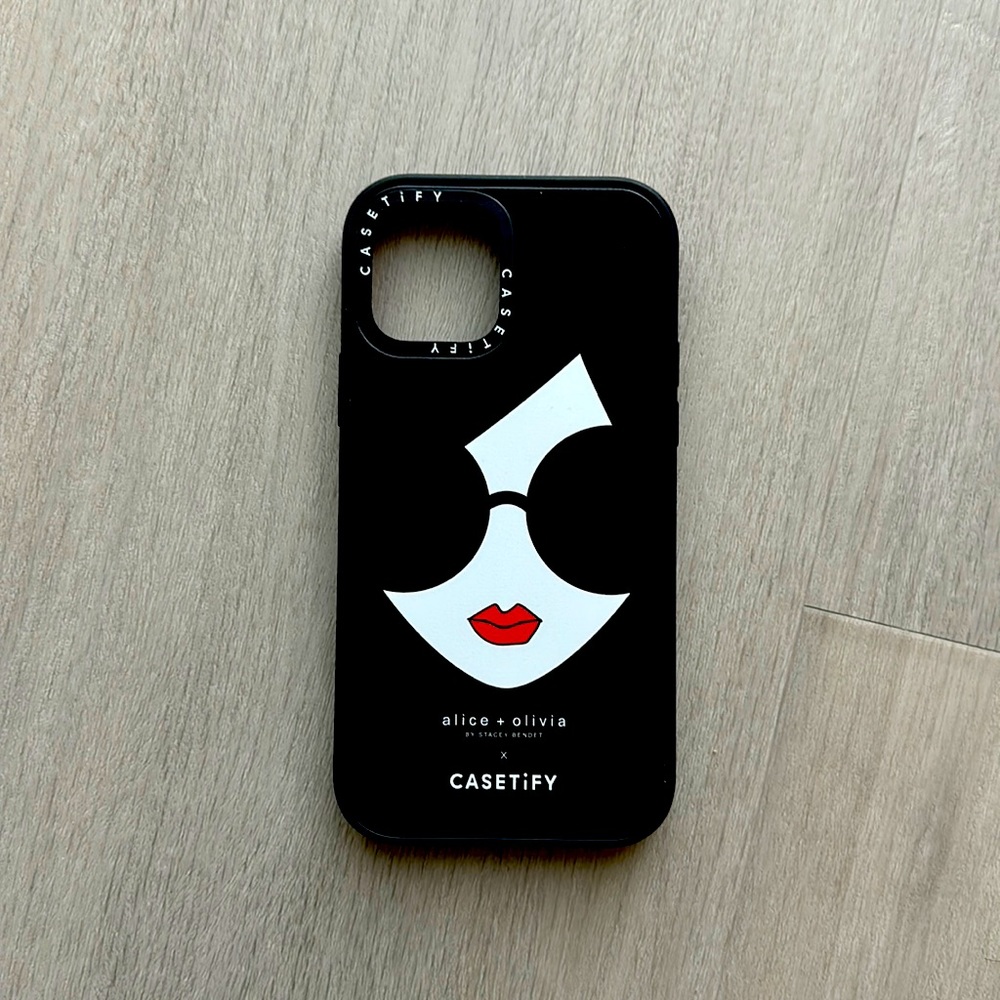 Alice & Olivia IPhone 12 Pro case
